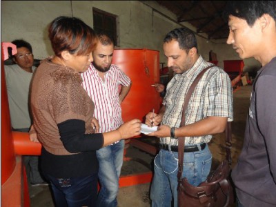 埃及客戶來(lái)廠定購(gòu)選金機(jī)械