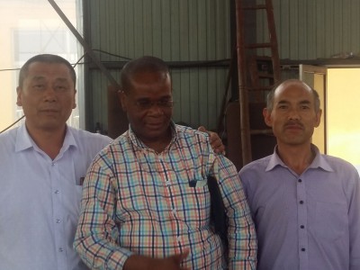 剛果客戶來(lái)廠選購(gòu)沙金礦提取設(shè)備